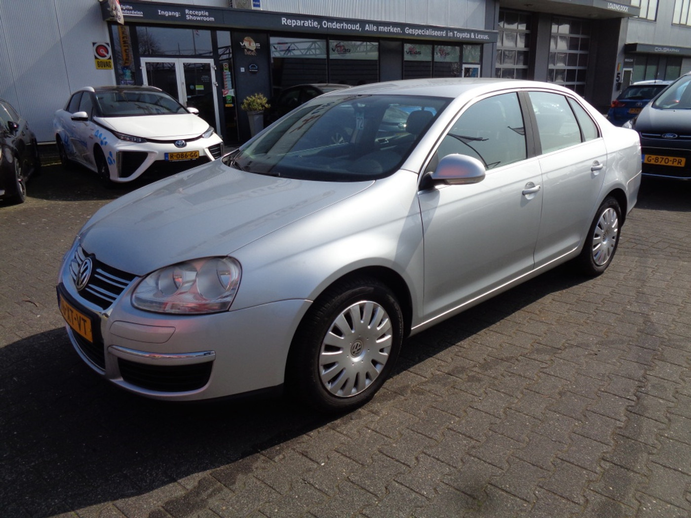 Volkswagen Jetta 1.6 Comfortline 2007 - voorkant