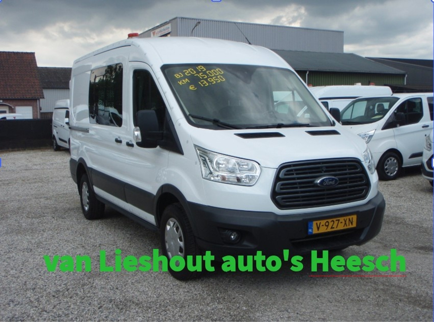 Ford Transit 350 L2H2 zeer nette Trend 75780 km bj 2019 2019 - voorkant
