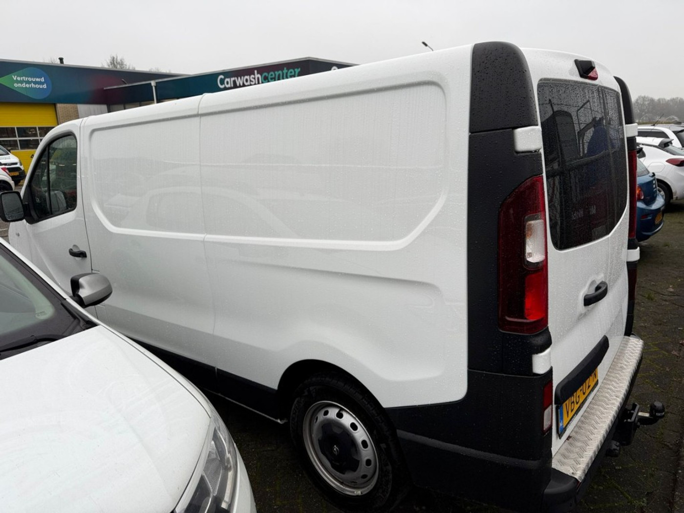 Foto van Opel Vivaro-b