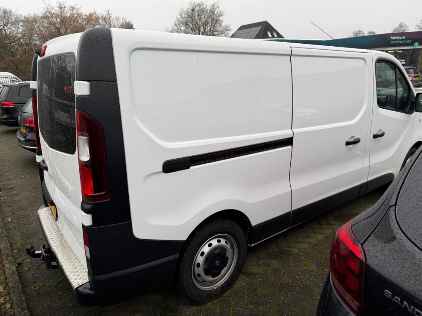 Foto van Opel Vivaro-b