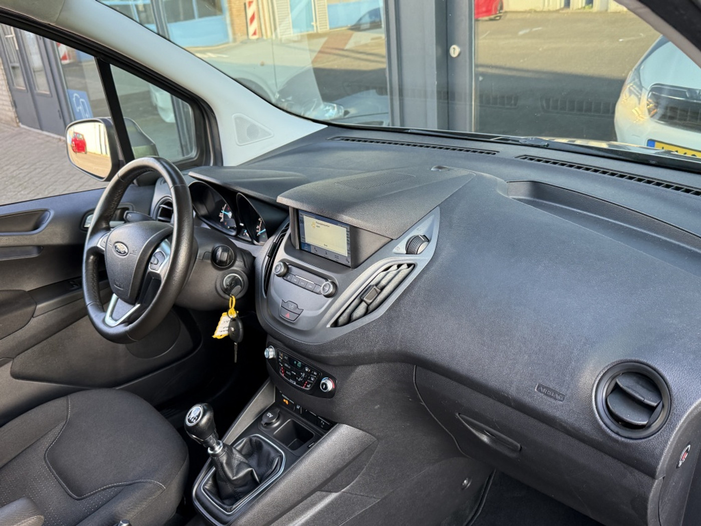 Foto van Ford Transit Courier