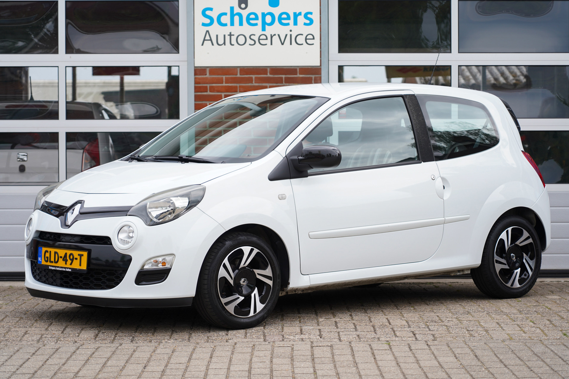 Renault Twingo 1.2 16V Dynamique 2014 - voorkant