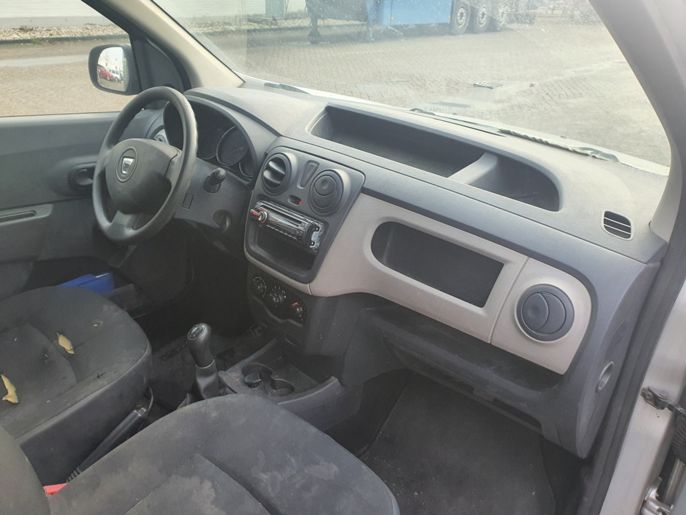 Foto van Dacia Dokker