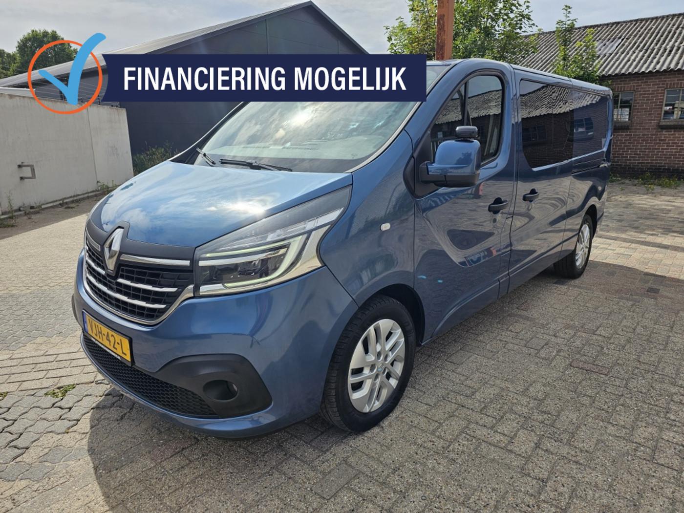 Renault Trafic 2.0 dCi T29 L2H1DC,Luxe,Nap,Apk, 2021 - voorkant