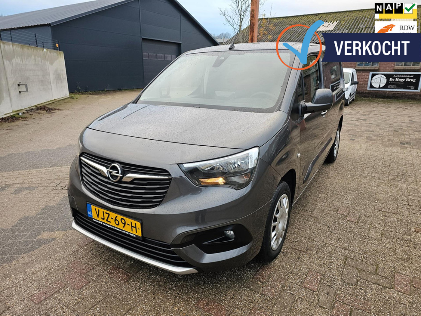 Opel Combo 1.5D L2H1 Apk,Nap,Navi,Airco 2021 - voorkant