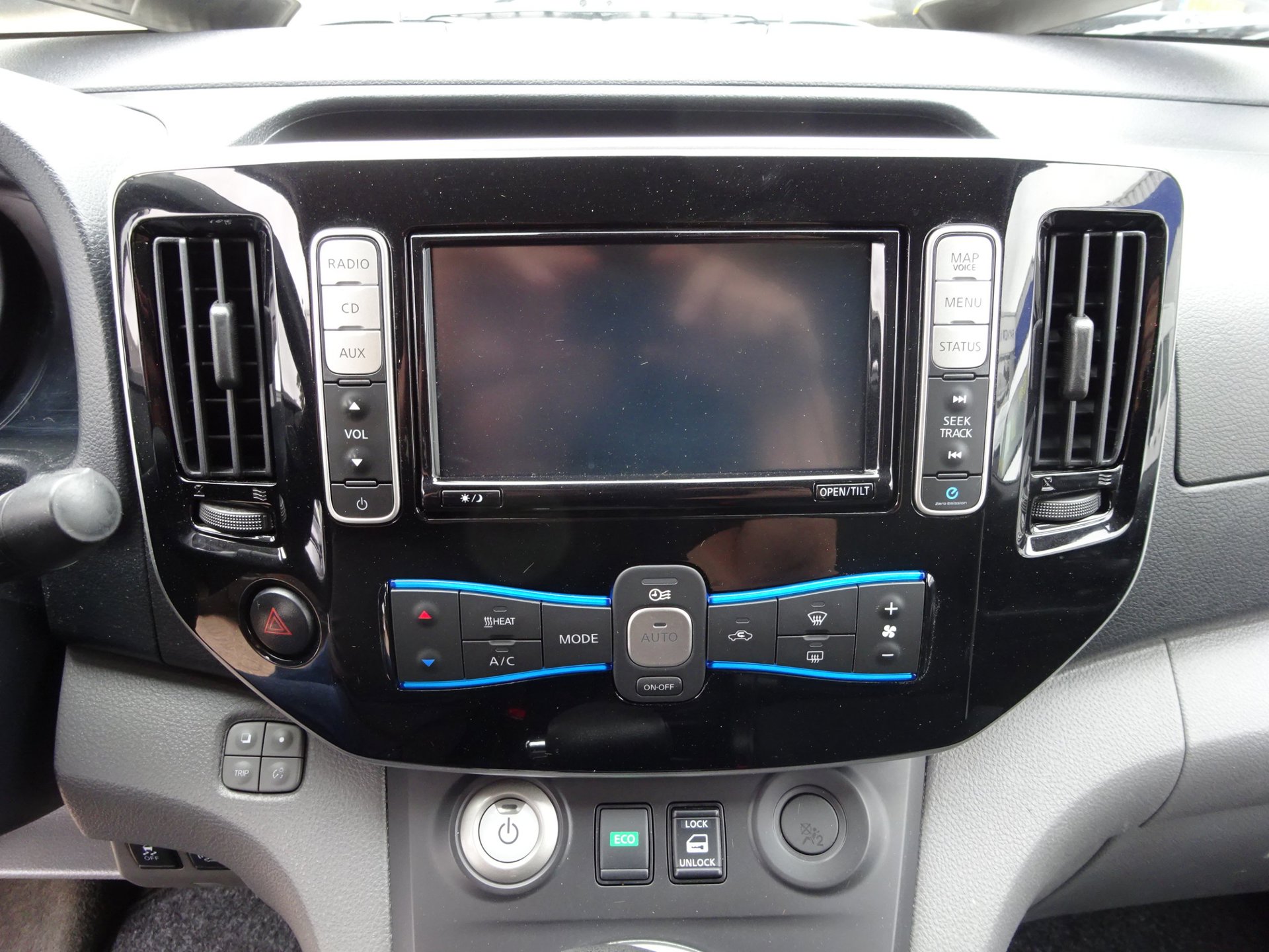 Foto van Nissan Nissan E-nv200