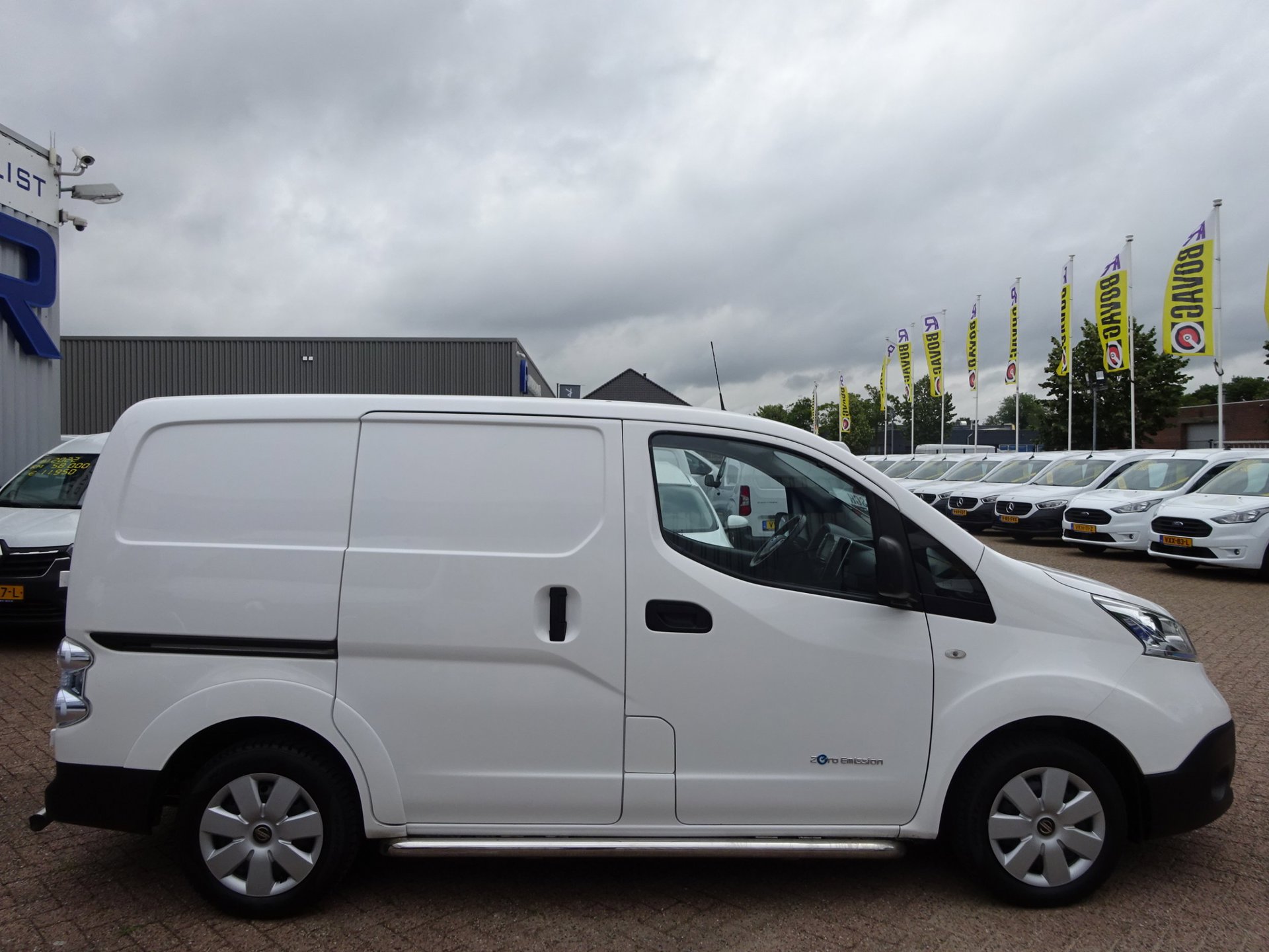 Foto van Nissan Nissan E-nv200