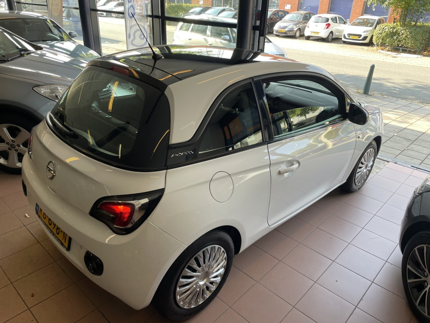 Foto van Opel Adam