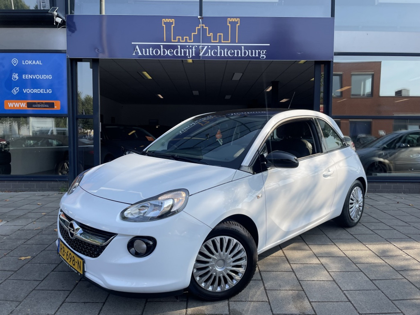 Opel Adam 1.2 2014 - voorkant