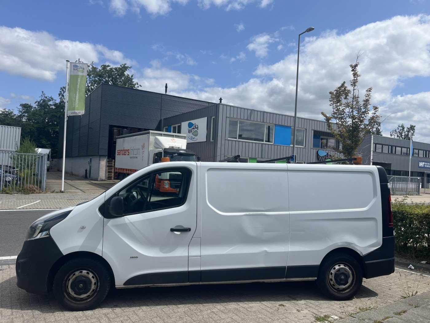 Foto van Opel Vivaro-b