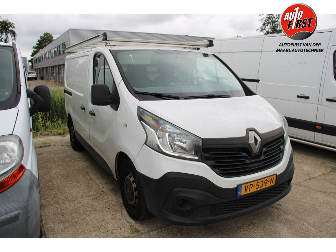 Renault Trafic 1.6 dCi T29L1H1ComEn 2015 - voorkant