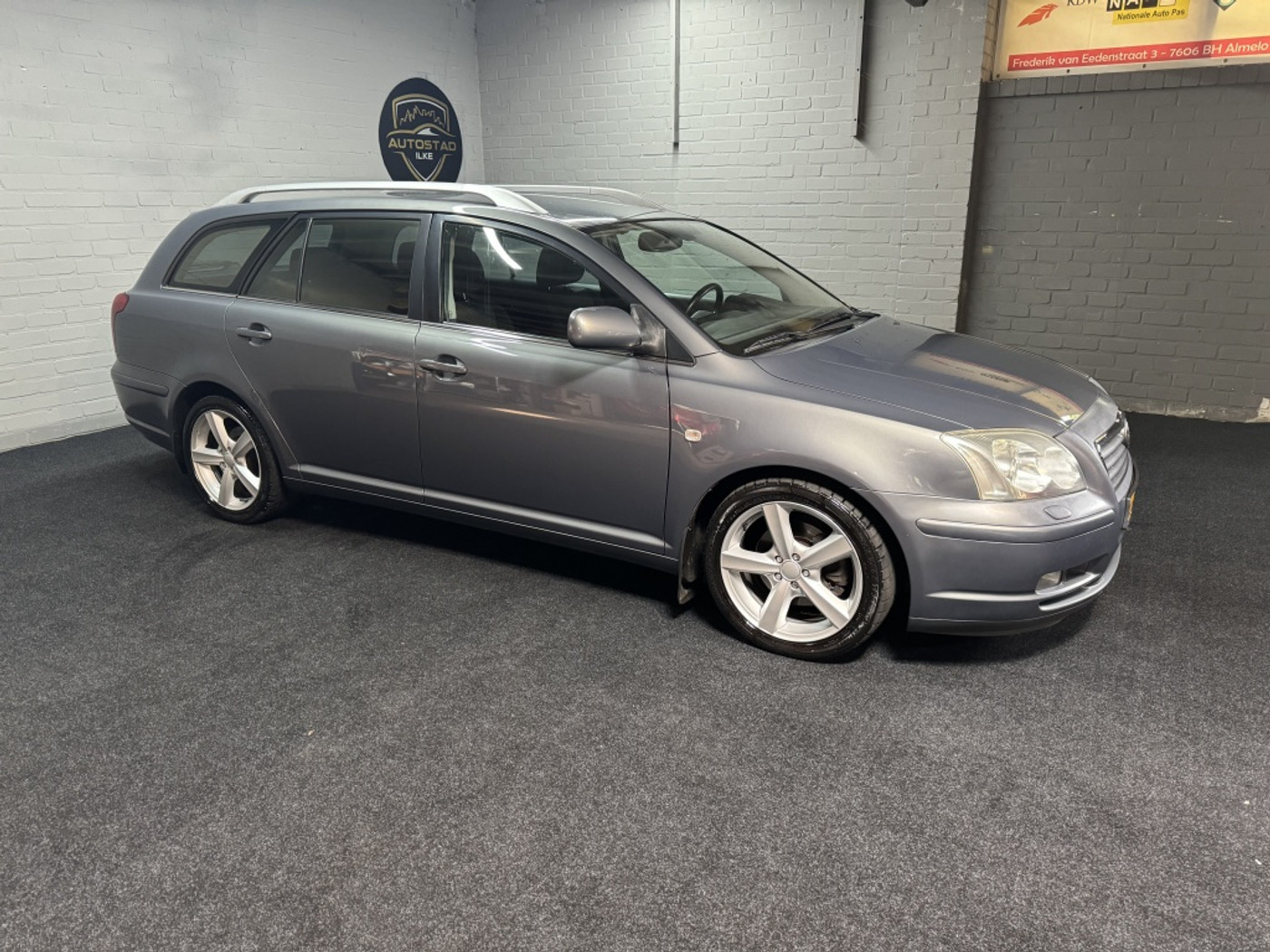 Foto van Toyota Toyota Avensis