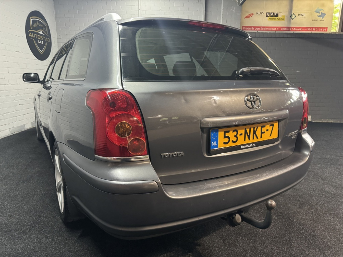 Foto van Toyota Toyota Avensis
