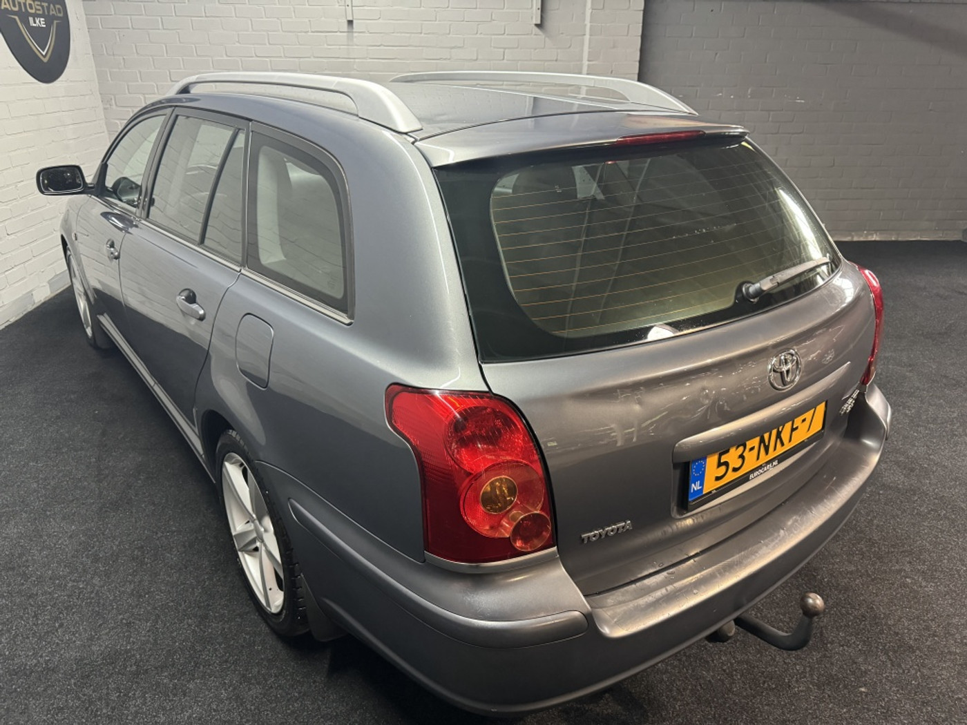 Foto van Toyota Toyota Avensis