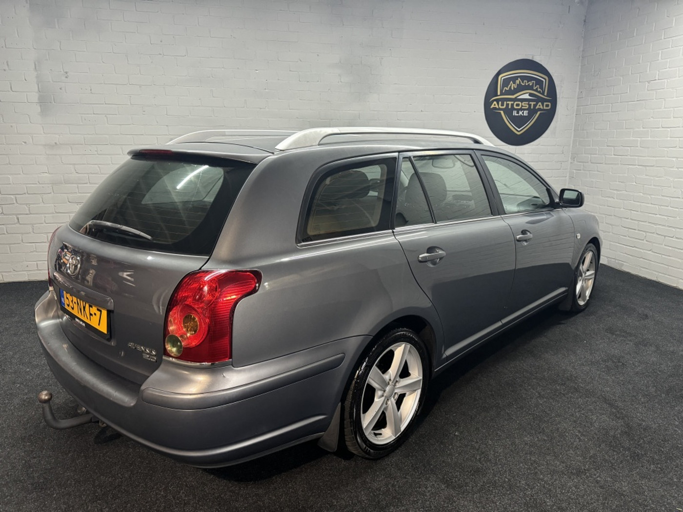 Foto van Toyota Toyota Avensis