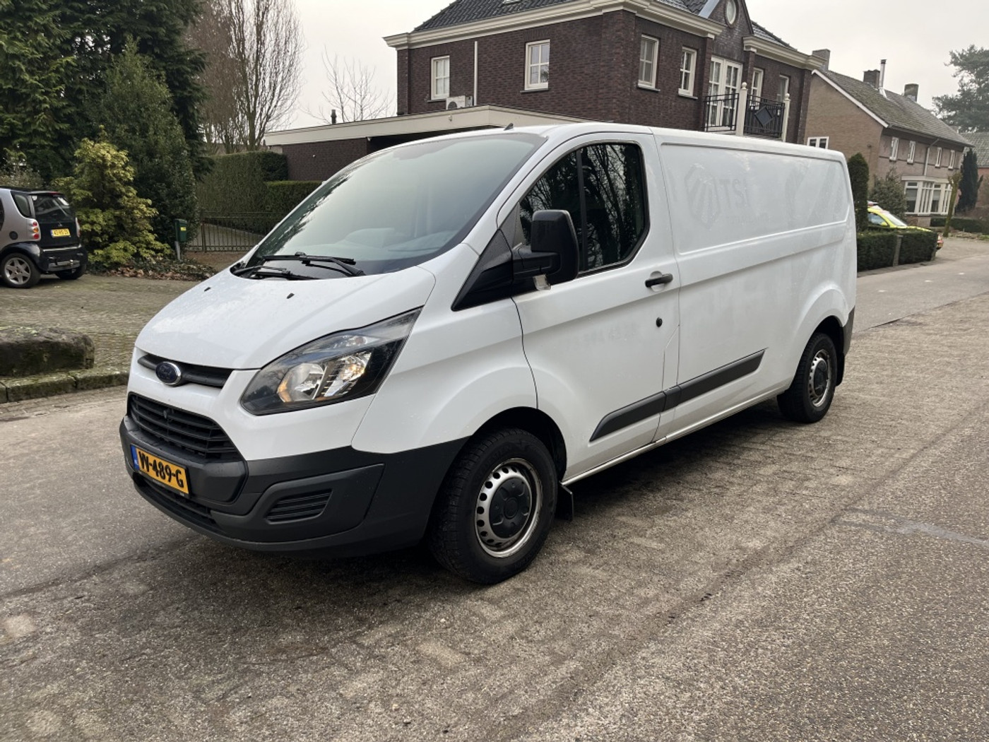 Ford Transit Custom 290 2.2 TDCI L2H1 airco 2016 - voorkant