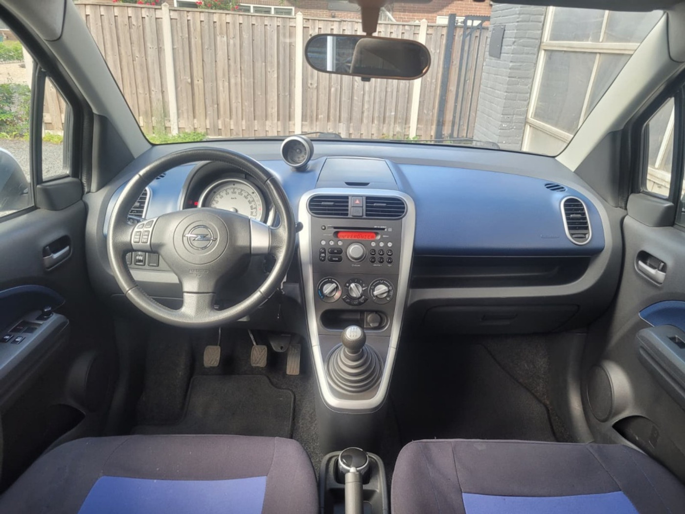 Foto van Opel Agila