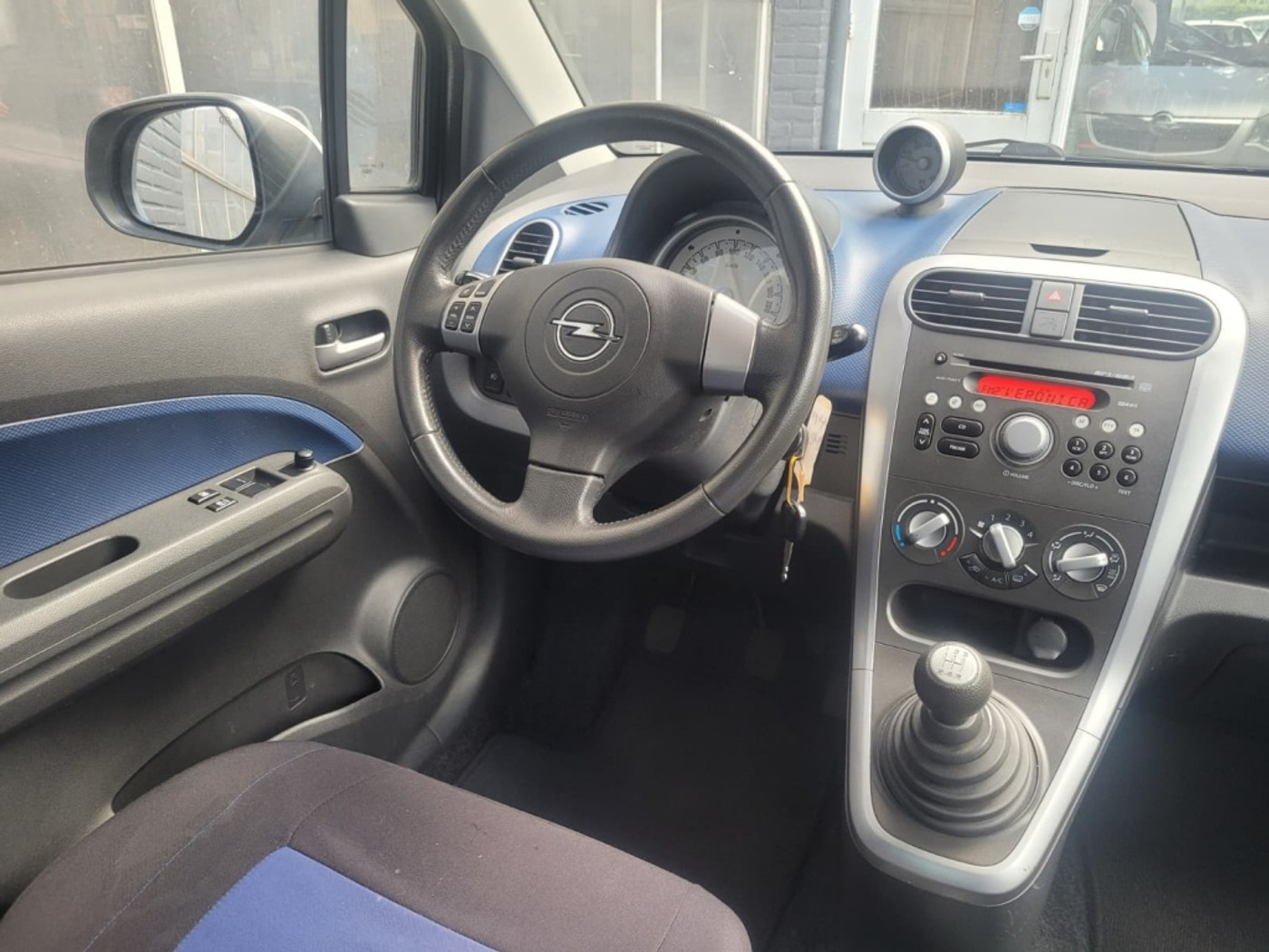 Foto van Opel Agila