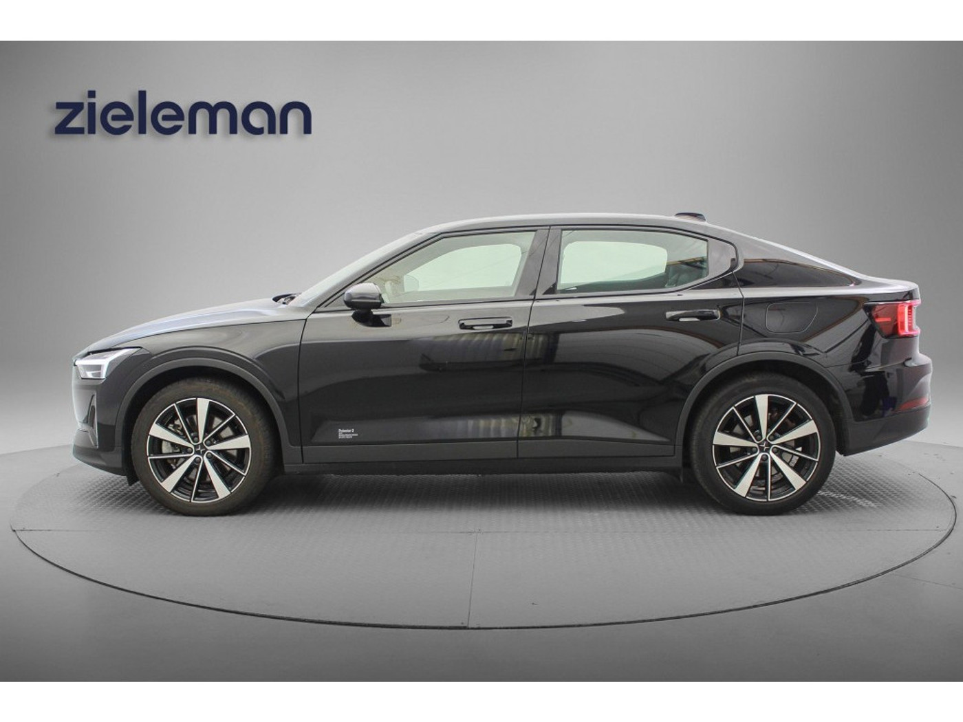 Foto van Polestar 2