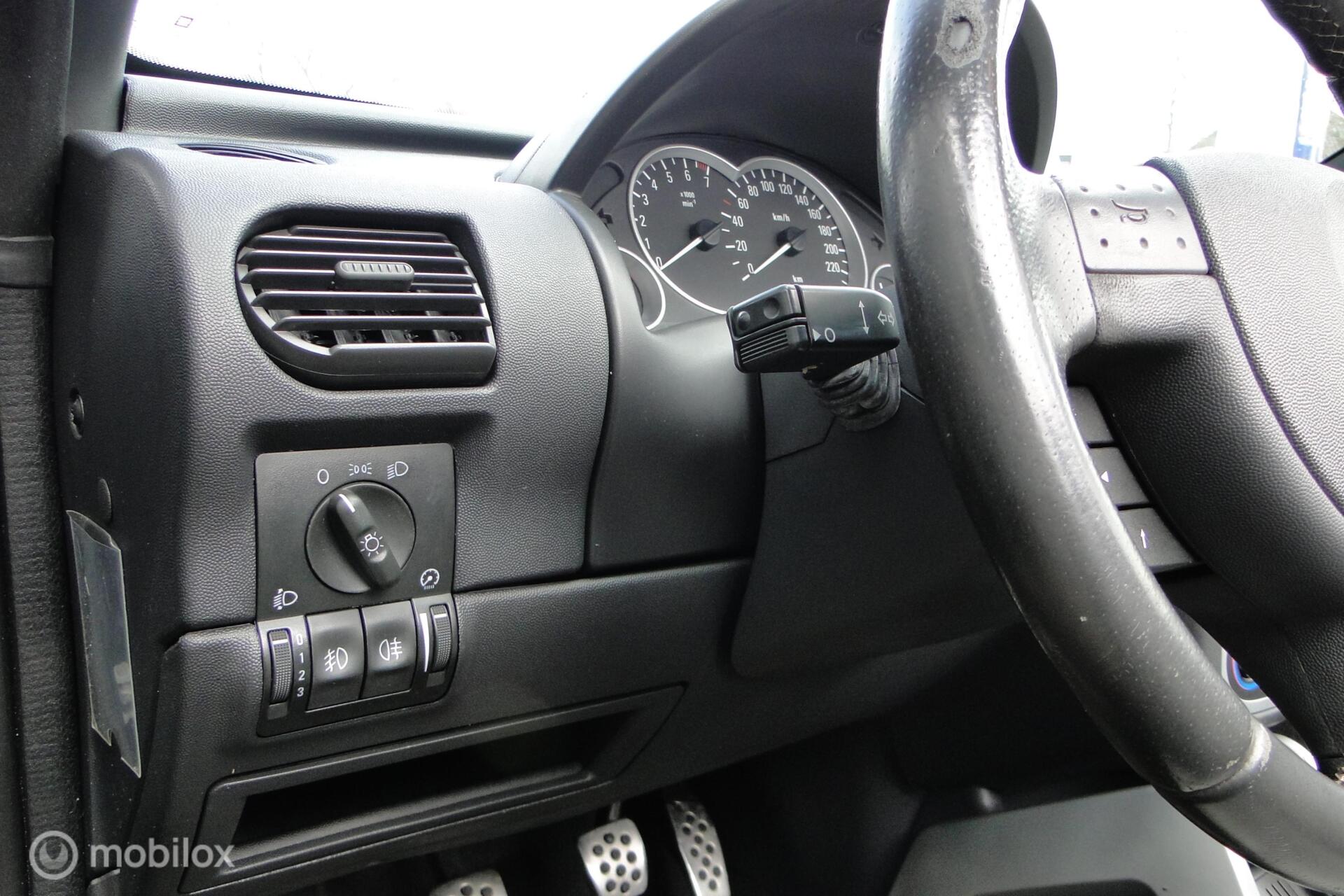 Foto van Opel Tigra Twintop