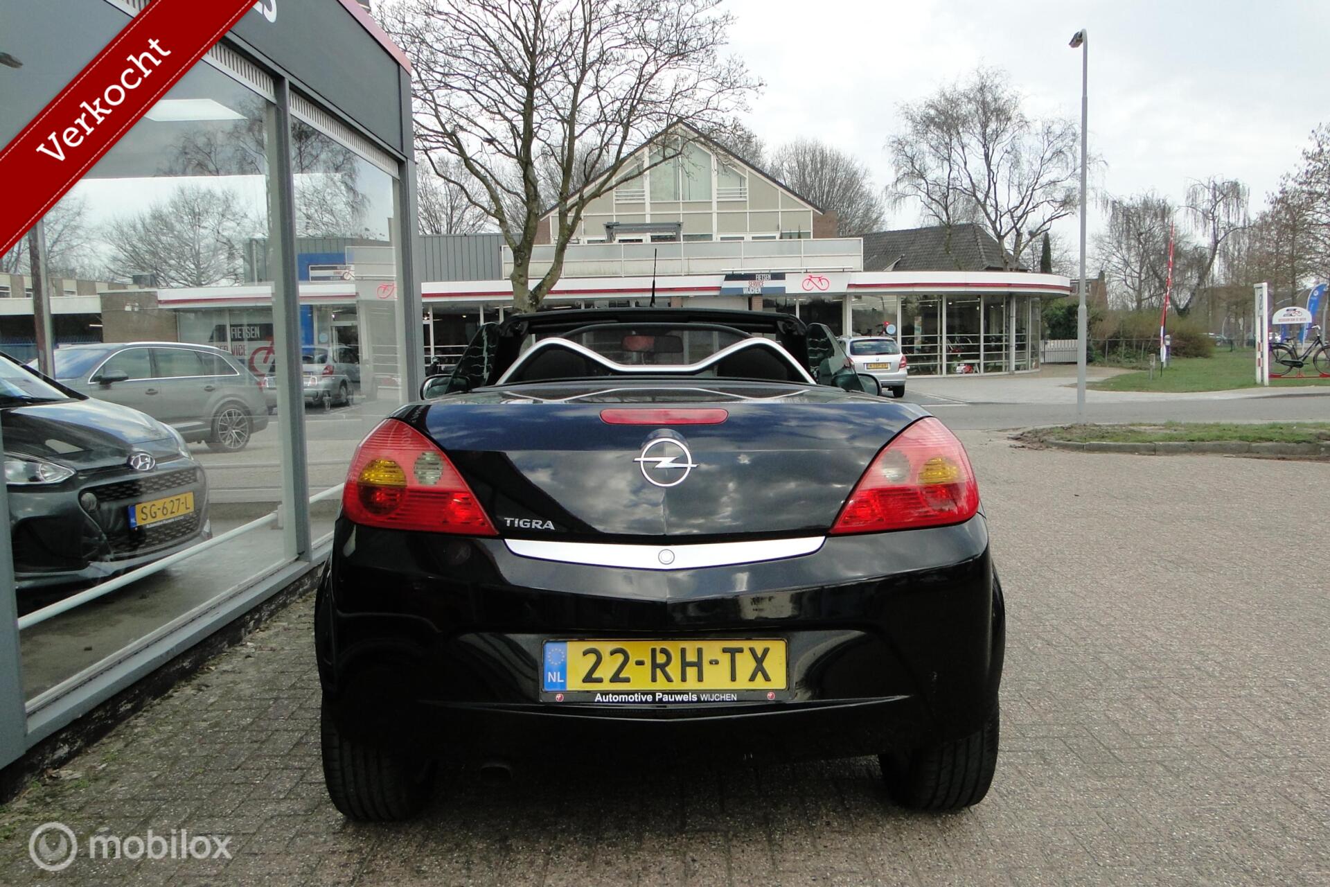 Foto van Opel Tigra Twintop