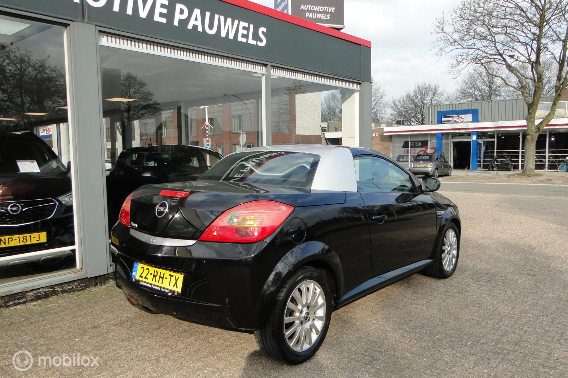 Foto van Opel Tigra Twintop