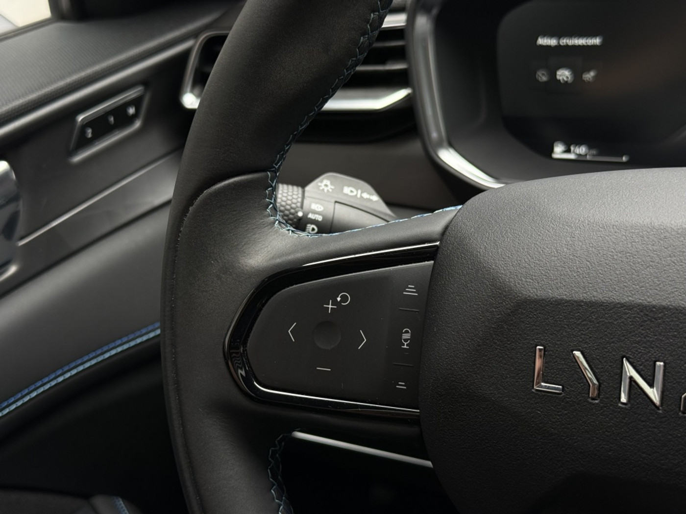 Foto van Lynk&co LYNK & Co 01