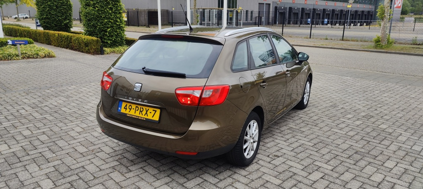 Foto van Seat Ibiza ST