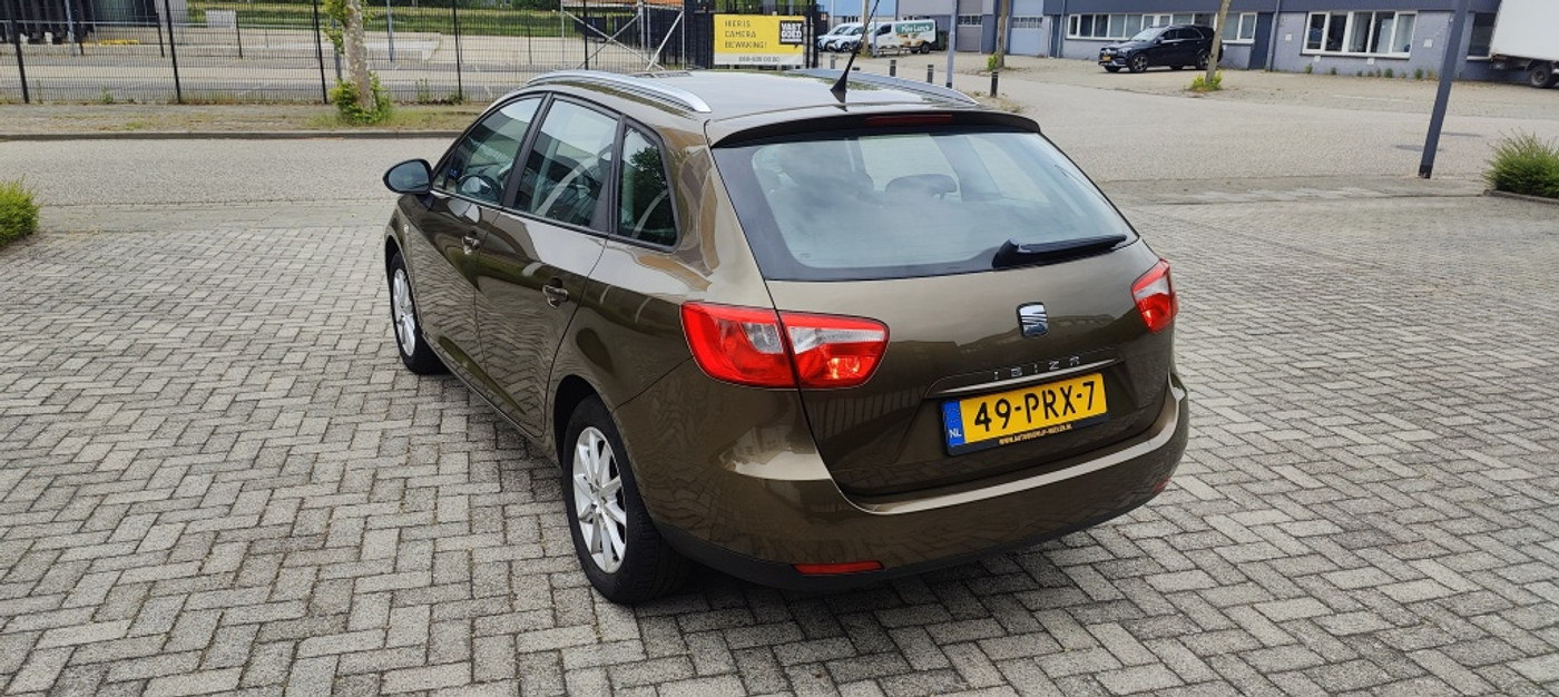 Foto van Seat Ibiza ST