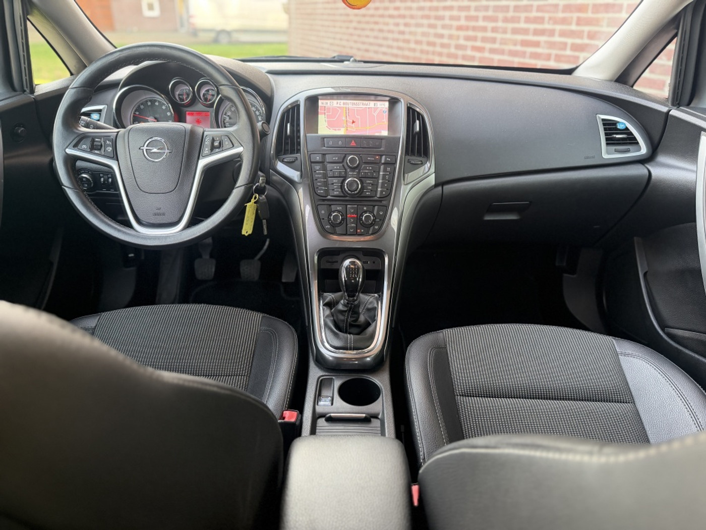 Foto van Opel Astra Notchback