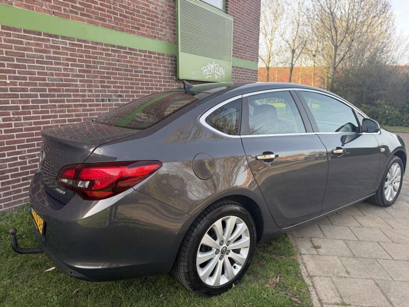 Foto van Opel Astra Notchback