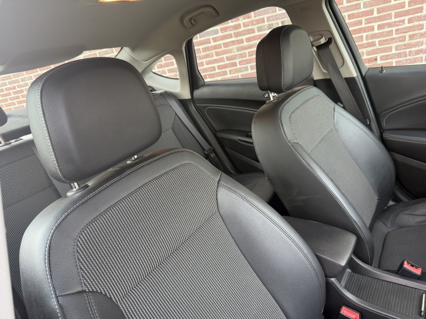 Foto van Opel Astra Notchback