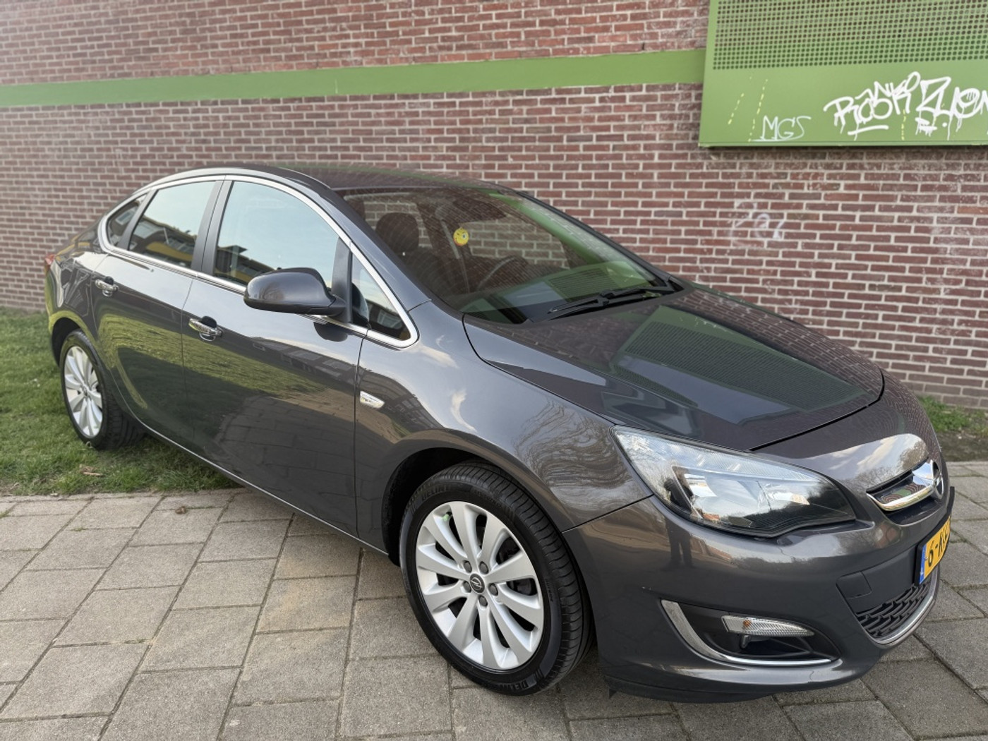 Foto van Opel Astra Notchback