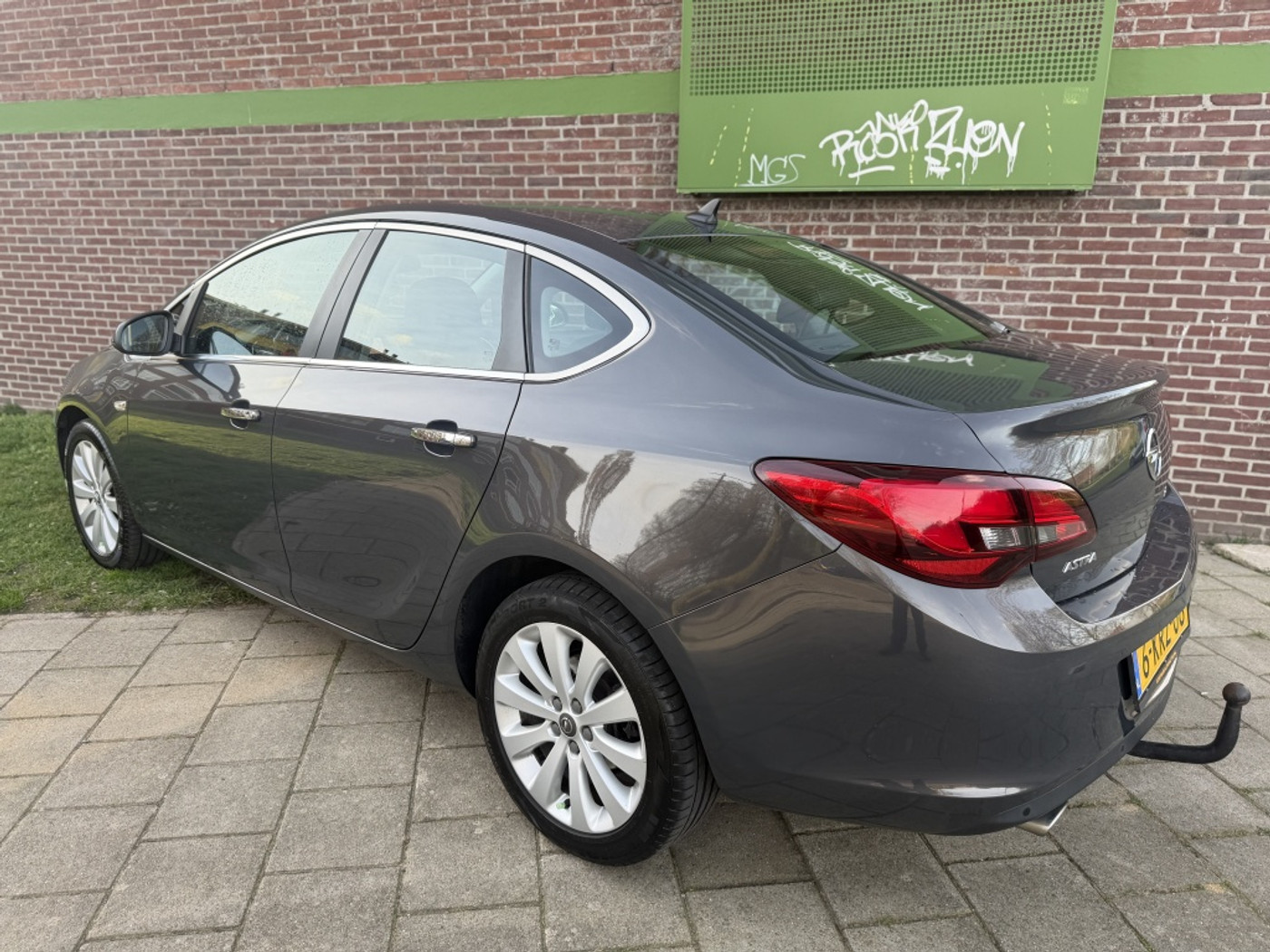Foto van Opel Astra Notchback