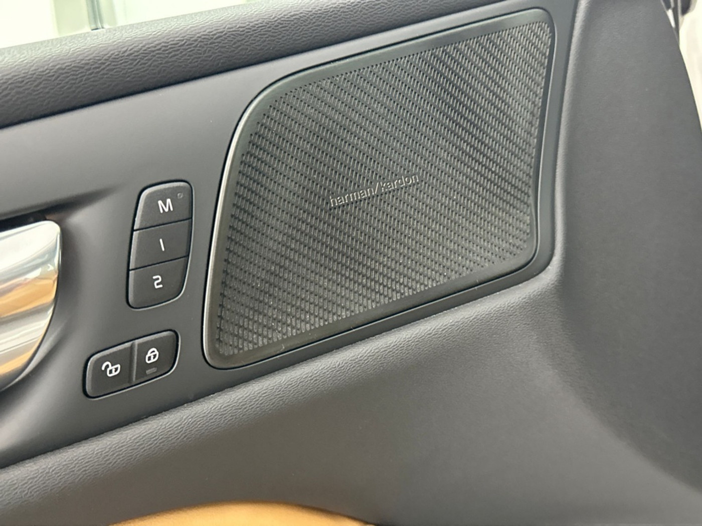 Foto van Volvo S60 T8 Twin Engine