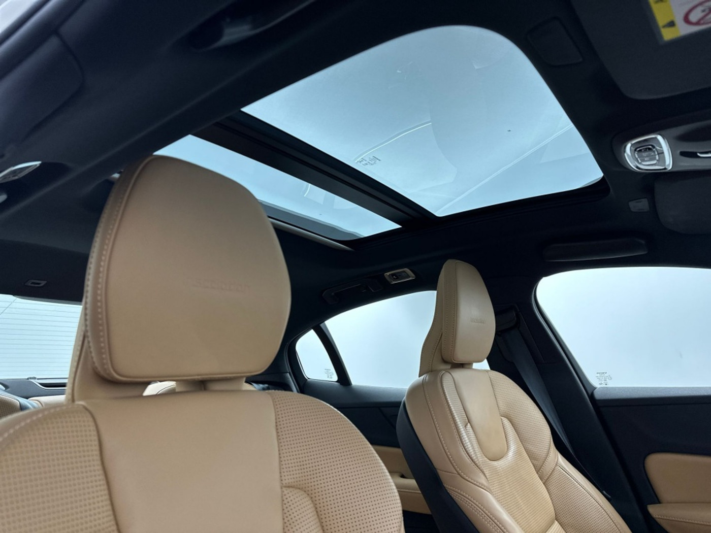 Foto van Volvo S60 T8 Twin Engine