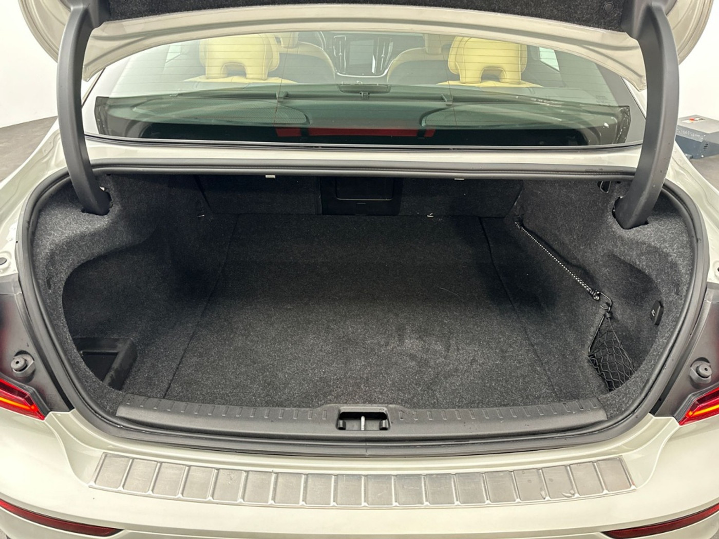 Foto van Volvo S60 T8 Twin Engine