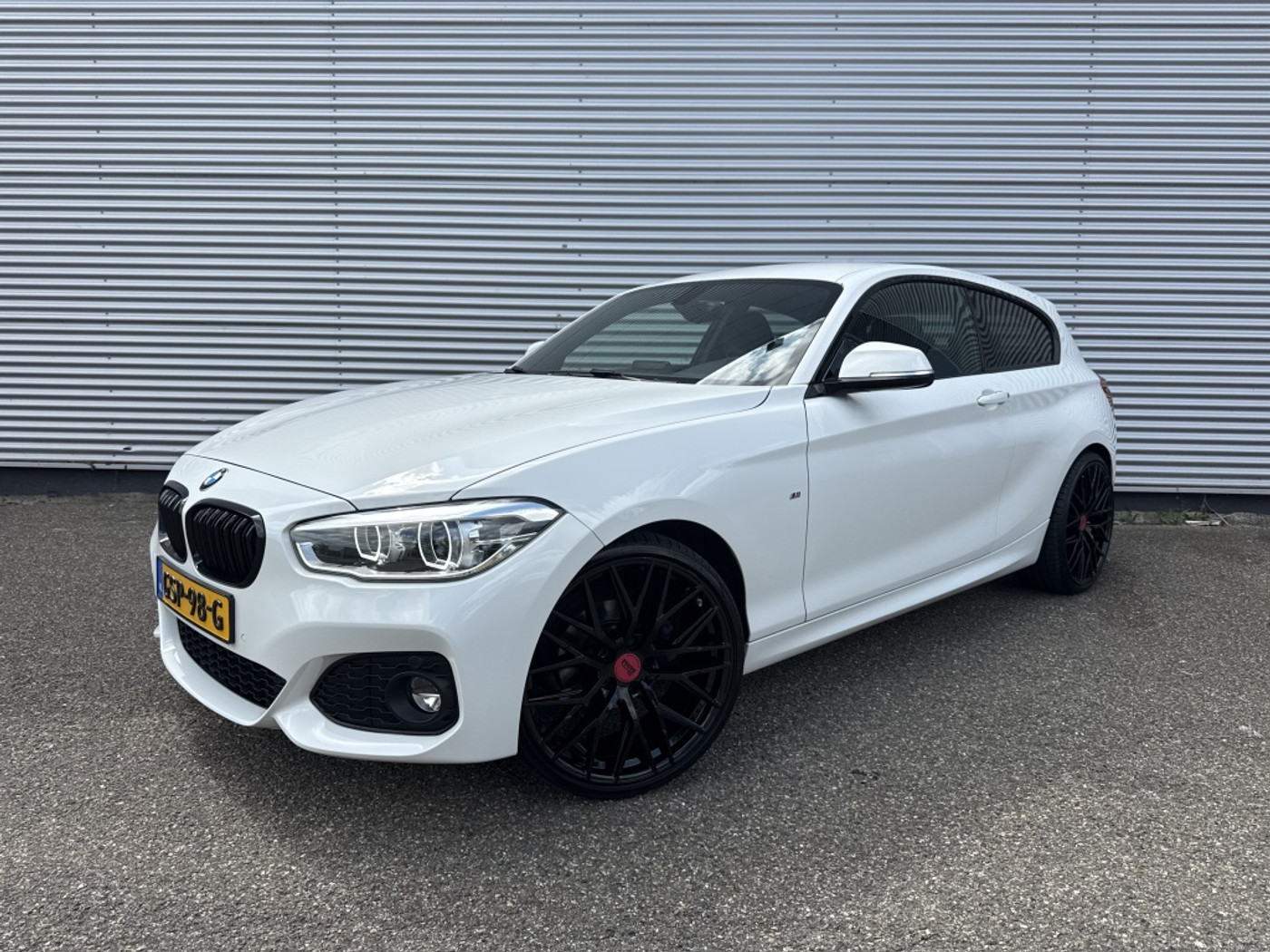 BMW 118i 118i Ed. M-sport Automaat climate Cruise 20"LMT PDC LED Stoelverwarming 2017 - voorkant
