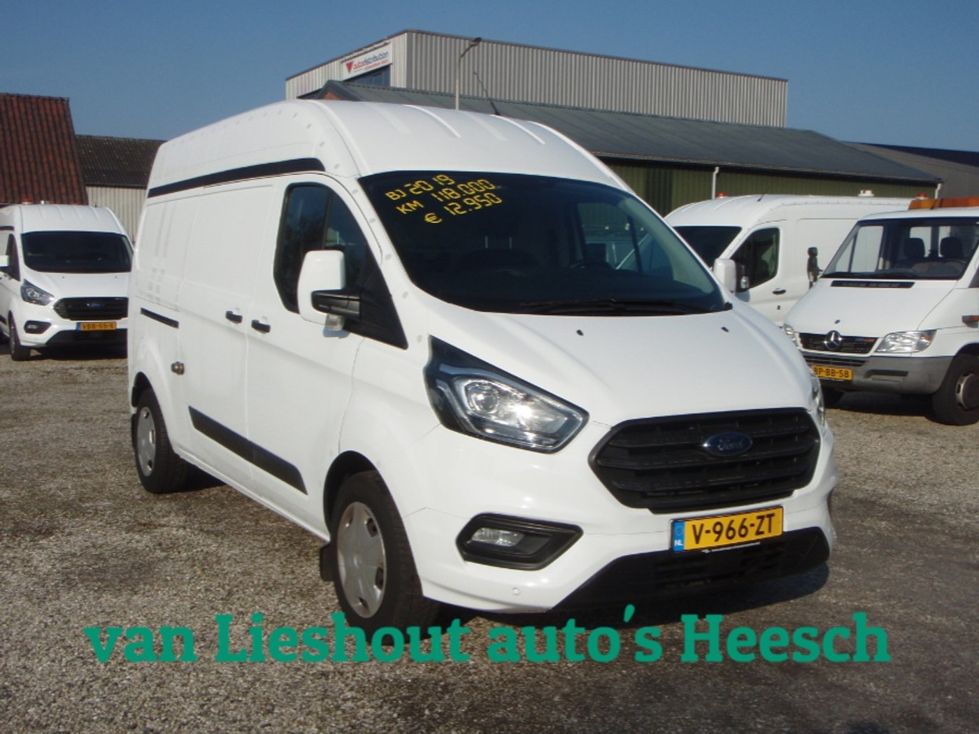 Ford Transit Custom 320 2.0 TDCI L2H2 Trend mooie auto 118387 km bj 19 2019 - voorkant