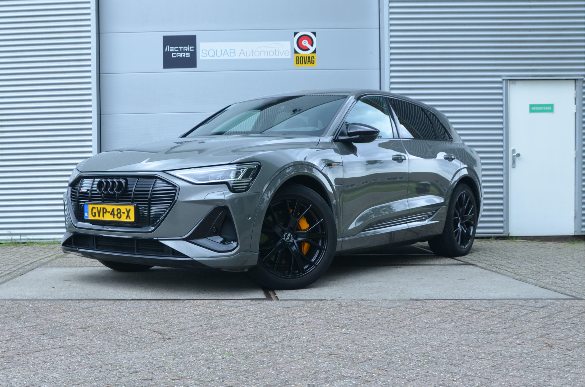 Audi E-tron 50 50 quattro S edition 71 kWh 2021 - voorkant