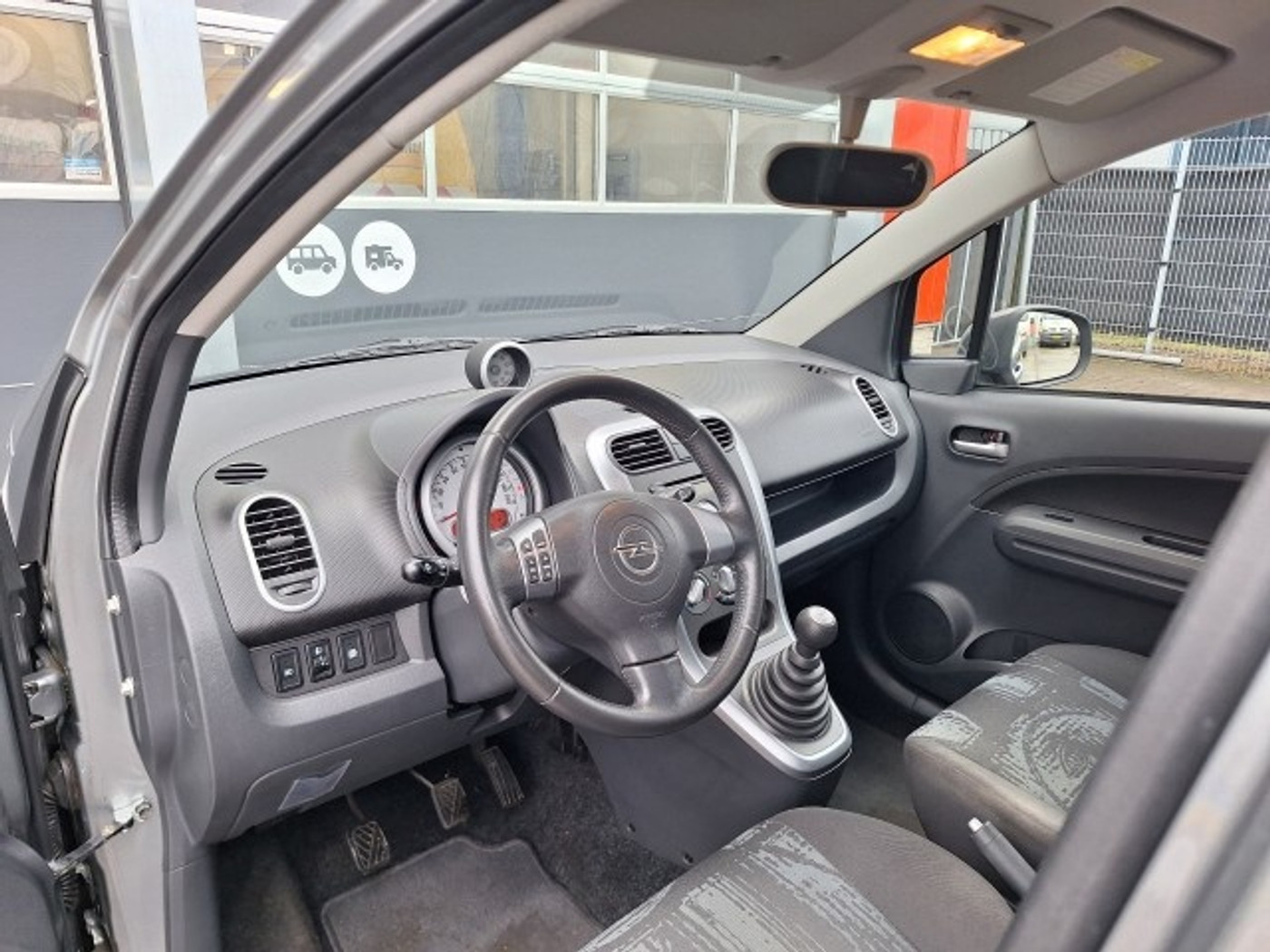 Foto van Opel Agila