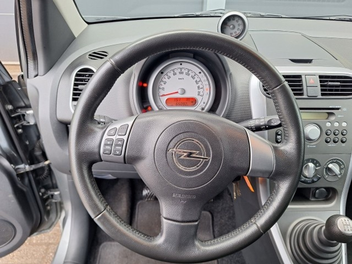 Foto van Opel Agila