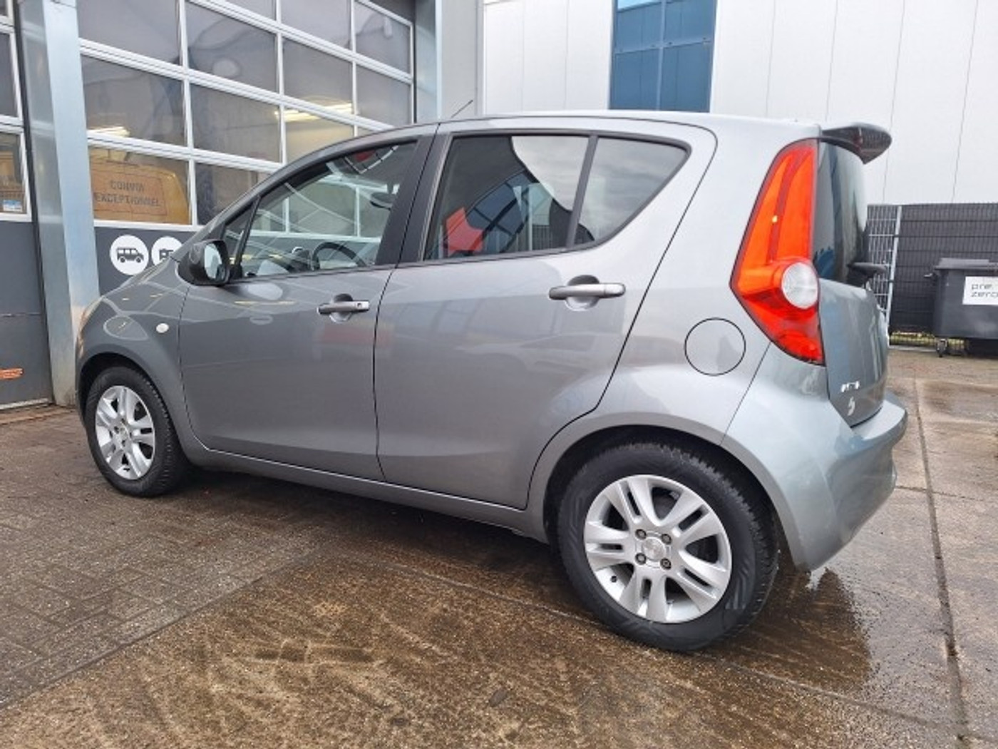 Foto van Opel Agila