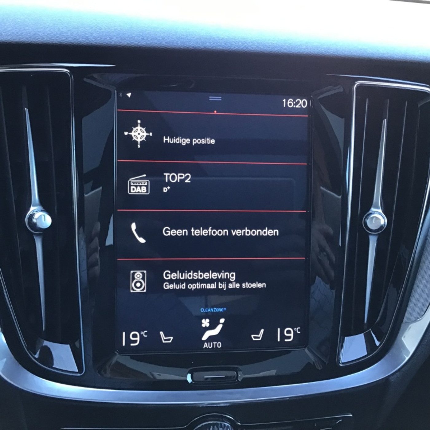 Foto van Volvo V60 T8 Twin Engine