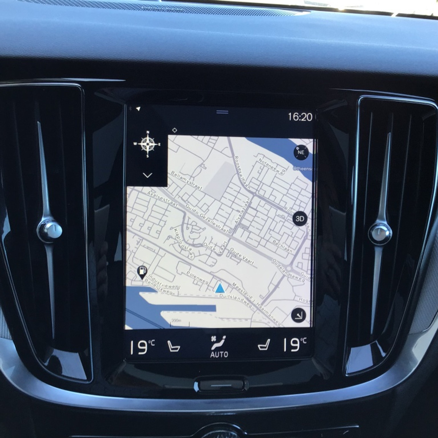 Foto van Volvo V60 T8 Twin Engine