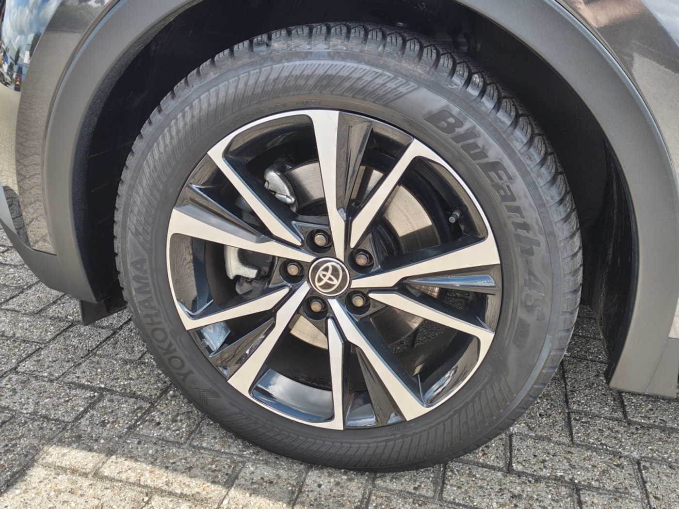 Foto van Toyota Toyota C-hr