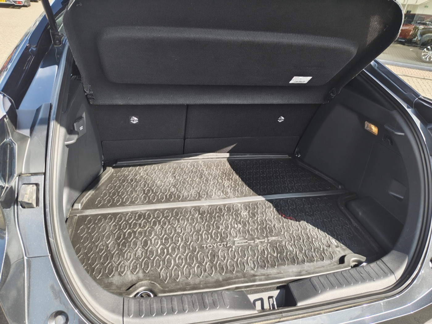 Foto van Toyota Toyota C-hr