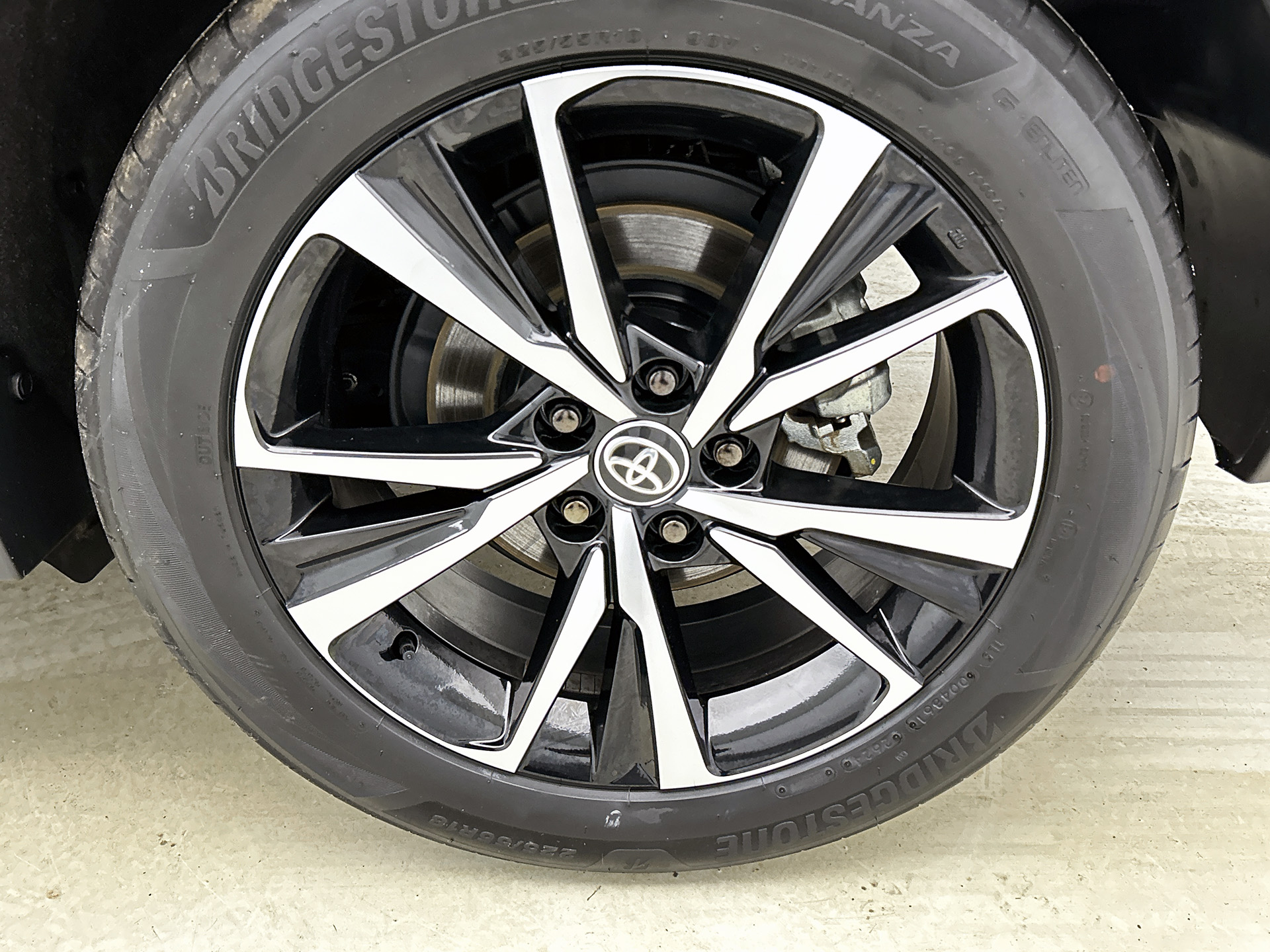 Foto van Toyota C-hr