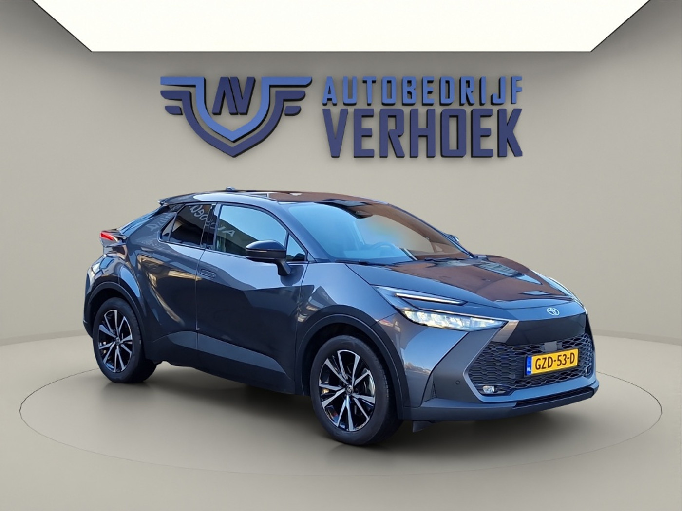 Toyota Toyota C-hr 2.0 Plug-in Hybrid 220 Dynamic - NL Auto - Luxe uitvoering 2024 - voorkant