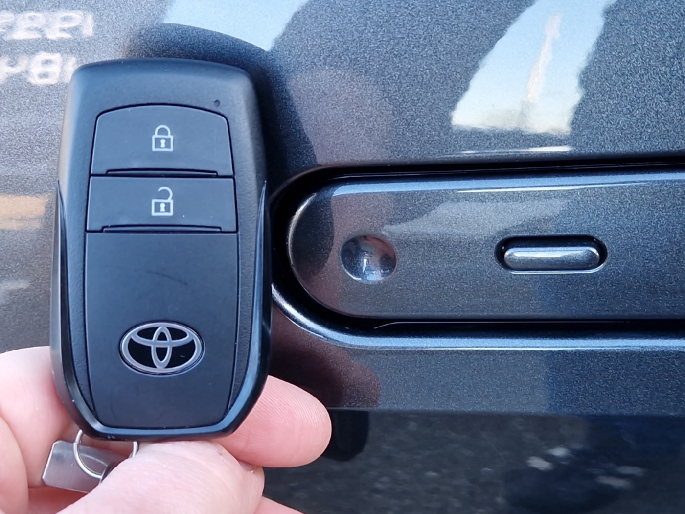 Foto van Toyota Toyota C-hr